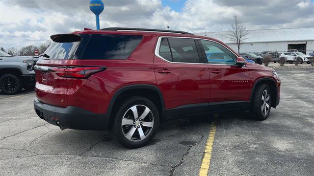 Used 2023 Chevrolet Traverse LT w/ LT Premium Package AWD/4WD image 9