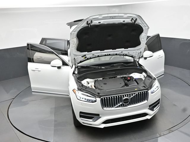 Used 2024 Volvo XC90 B6 Plus w/ Protection Package Premier AWD/4WD image 49