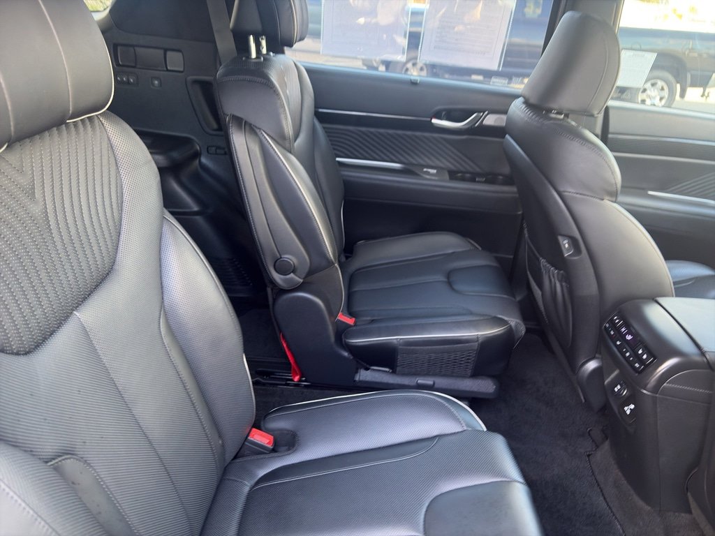 Used 2023 Hyundai Palisade Calligraphy w/ Cargo Package image 25