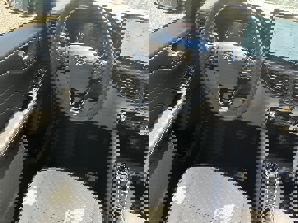 New 2025 Ford Escape Active w/ Active Premium Tech Pack image 20