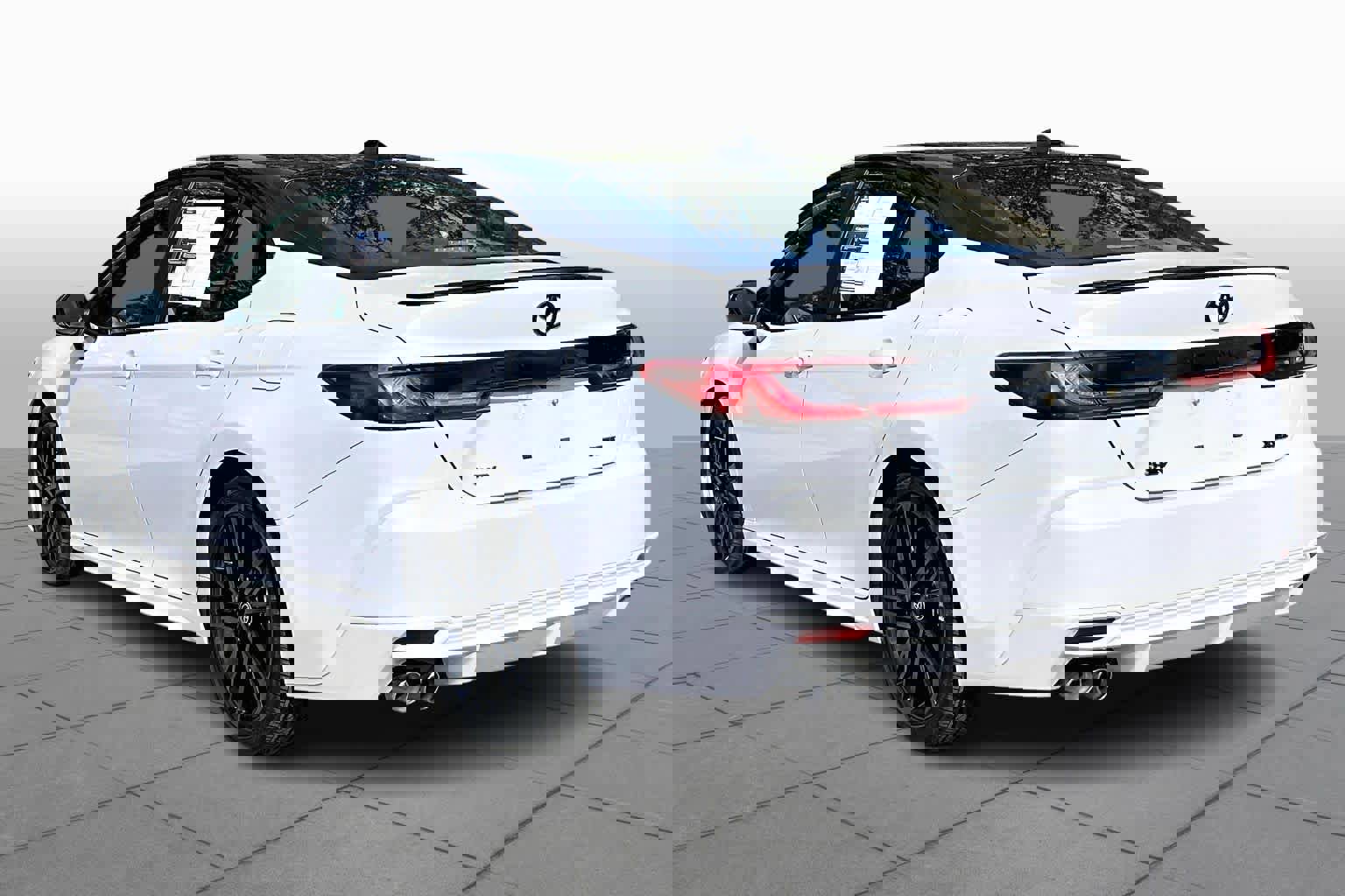 Used 2025 Toyota Camry XSE image 11