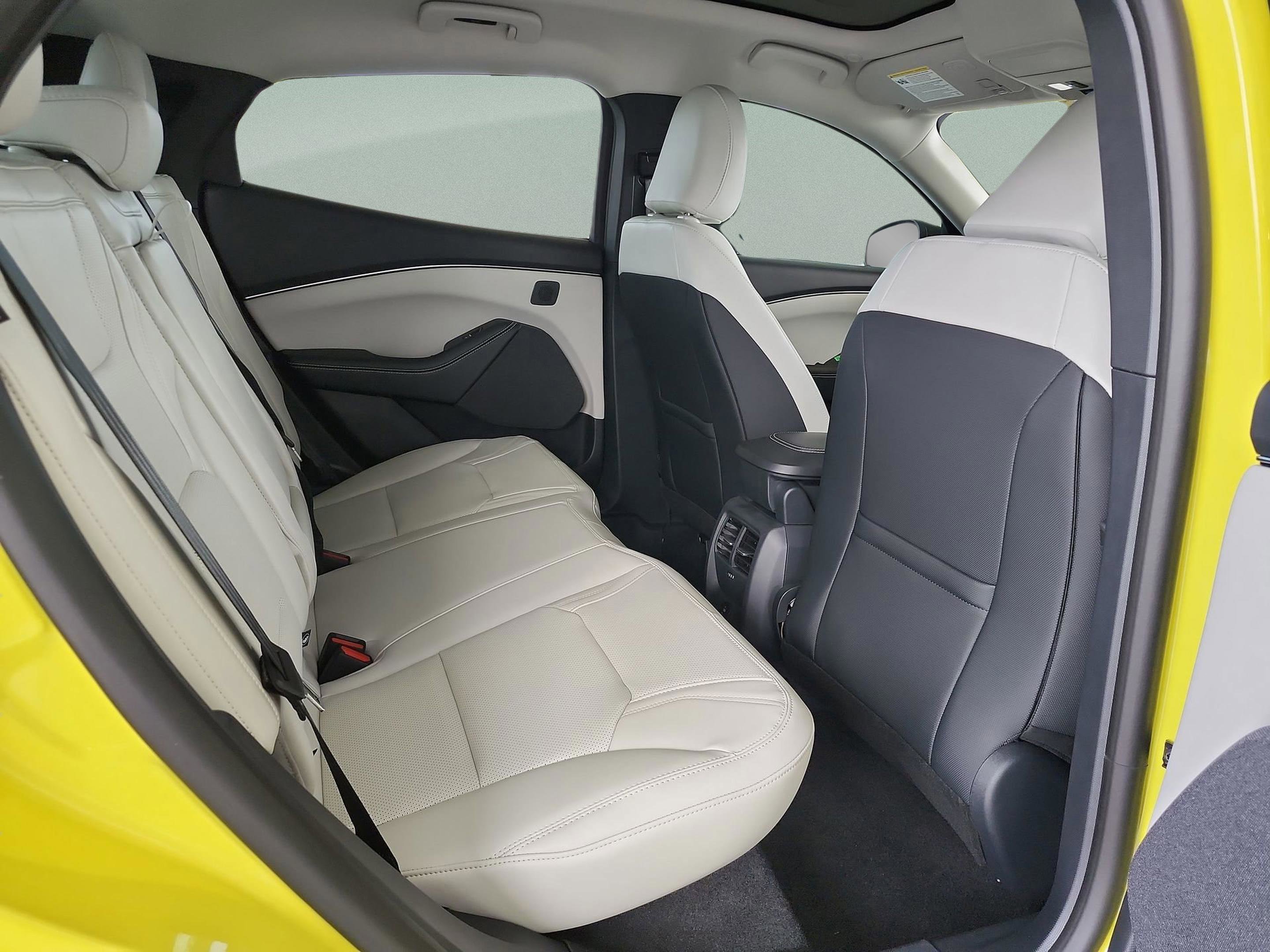 New 2025 Ford Mustang Mach-E Premium image 17