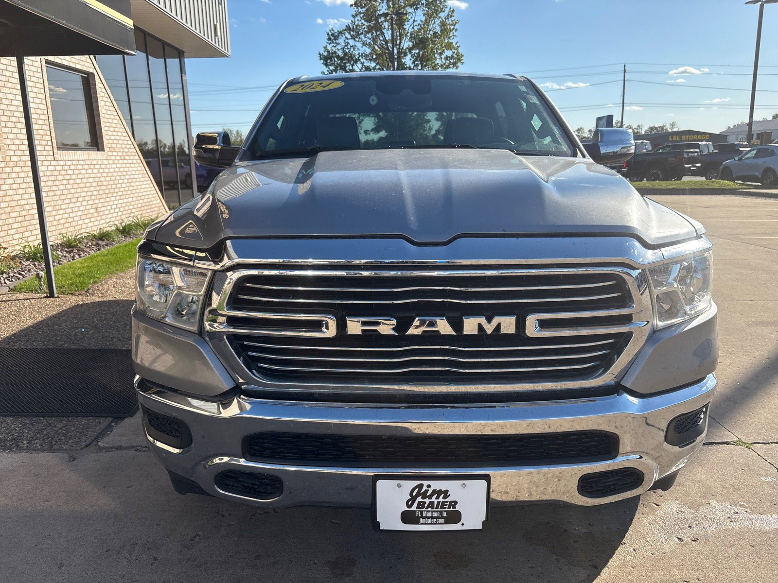 Used 2024 RAM 1500 Laramie image 6