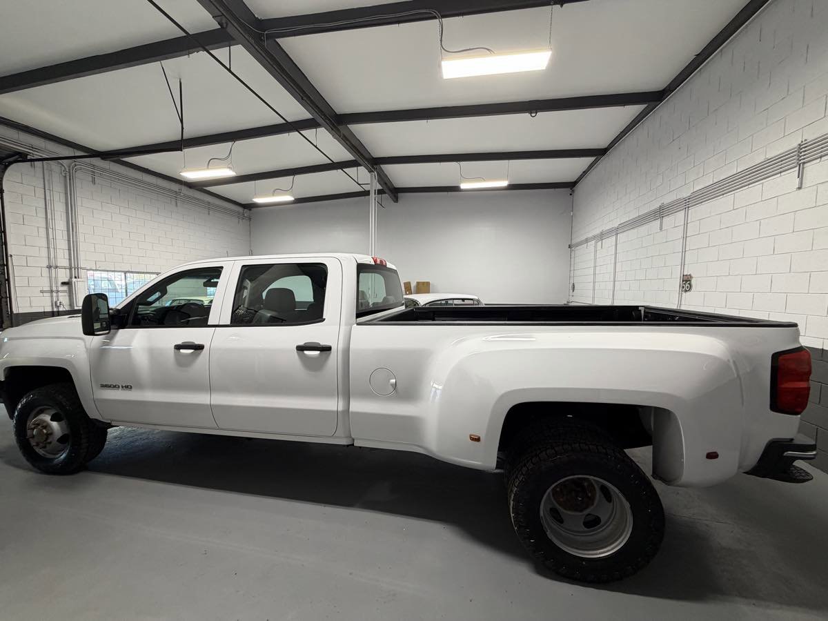 Used 2015 Chevrolet Silverado 3500 W/T image 6
