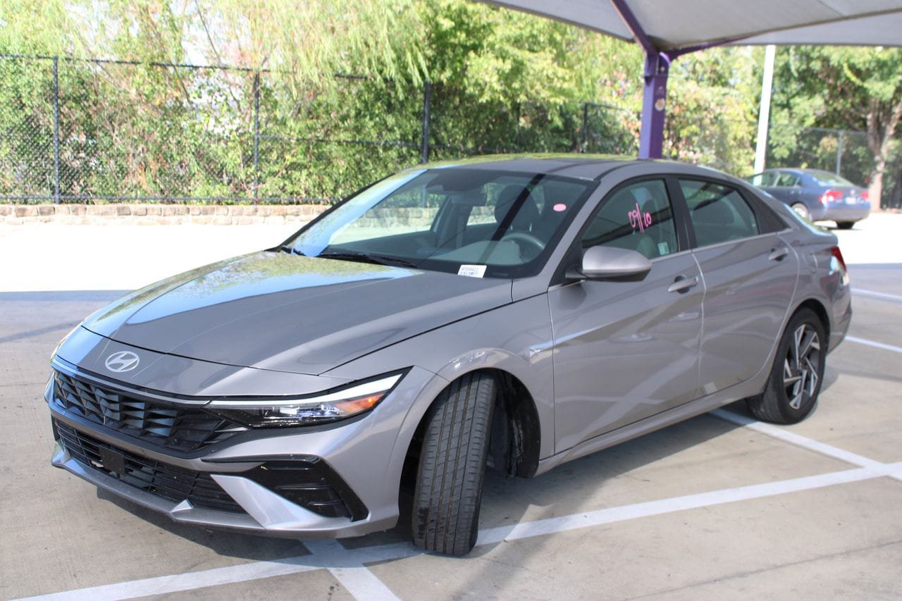Used 2025 Hyundai Elantra SEL