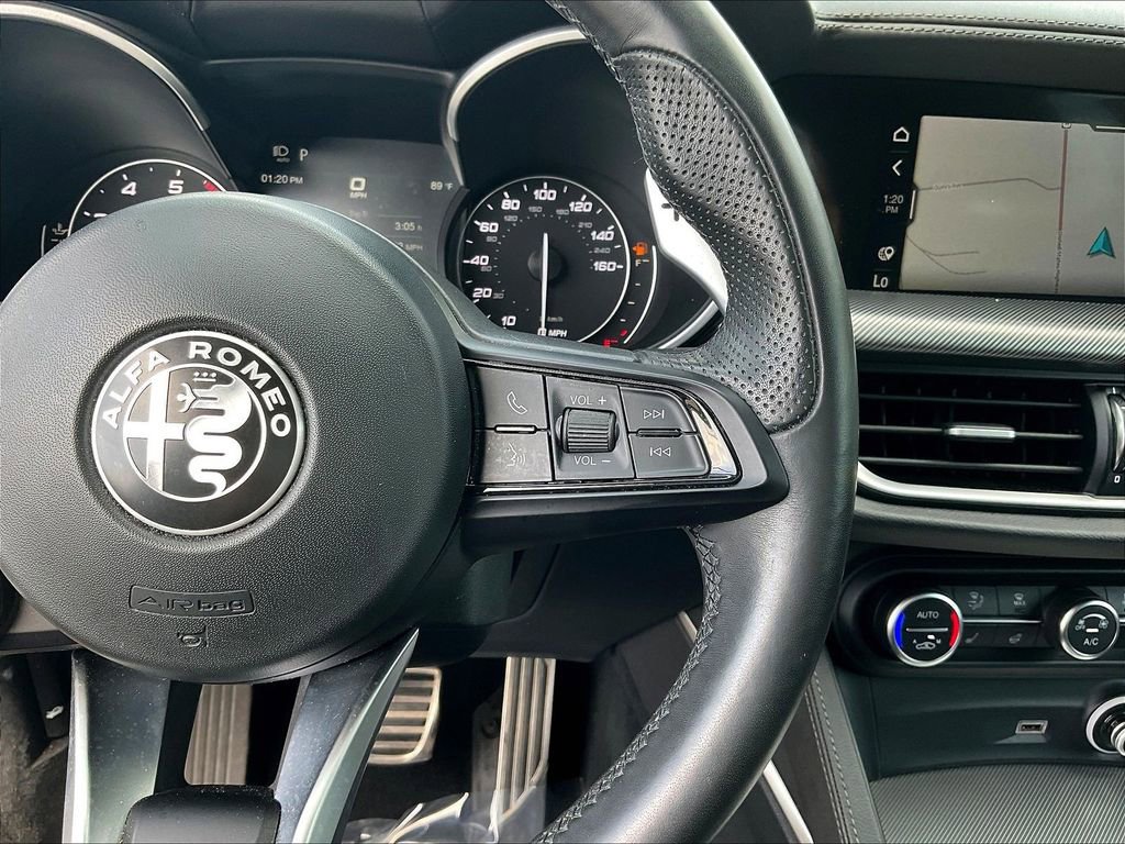 Used 2023 Alfa Romeo Stelvio Veloce AWD/4WD image 12