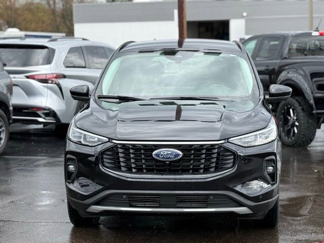 Certified 2024 Ford Escape Platinum AWD/4WD image 37