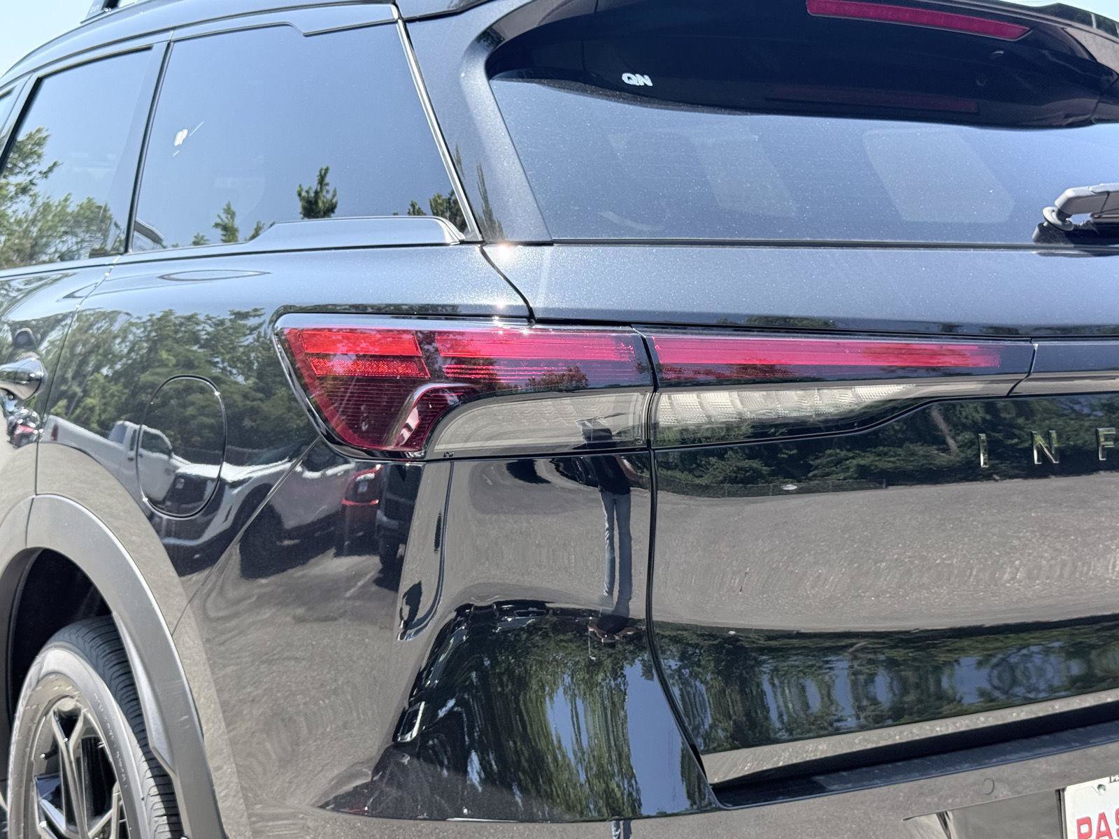 New 2027 INFINITI QX60 Sport w/ Dark Cargo Package AWD/4WD image 7