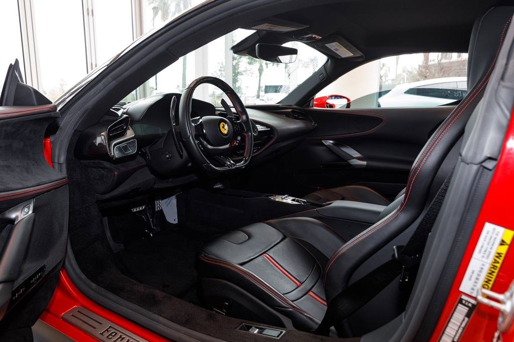 Used 2021 Ferrari SF90 Stradale image 33