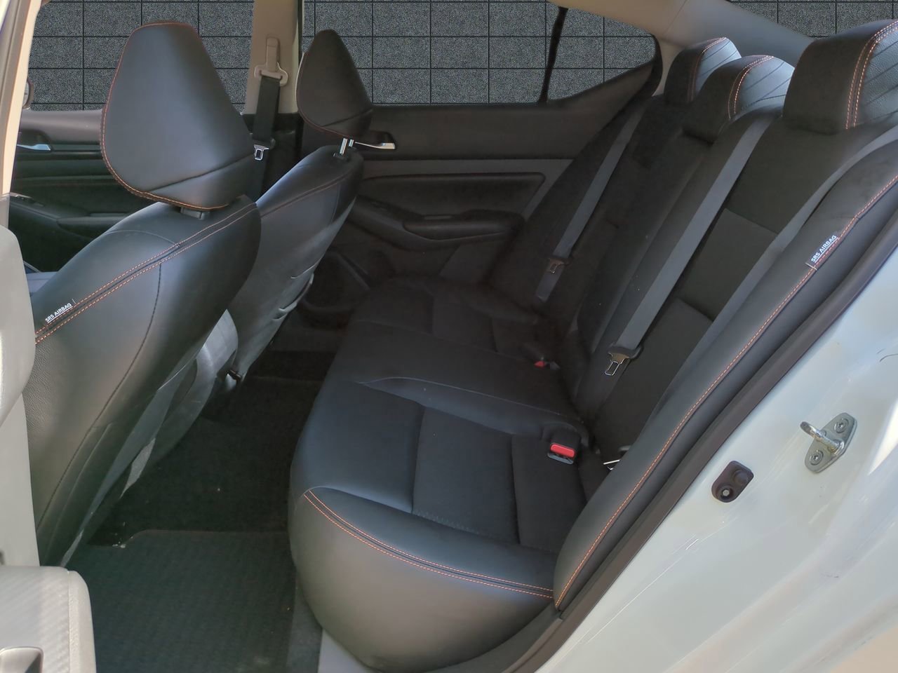 Used 2022 Nissan Altima 2.5 SR w/ Midnight Edition Package image 13