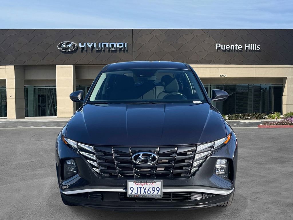 Certified 2024 Hyundai Tucson SE image 2