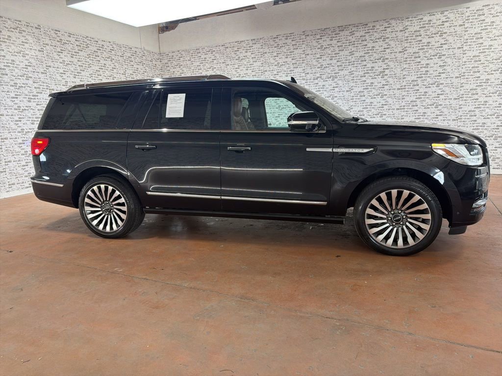 Used 2020 Lincoln Navigator L Reserve w/ Luxury Package image 8