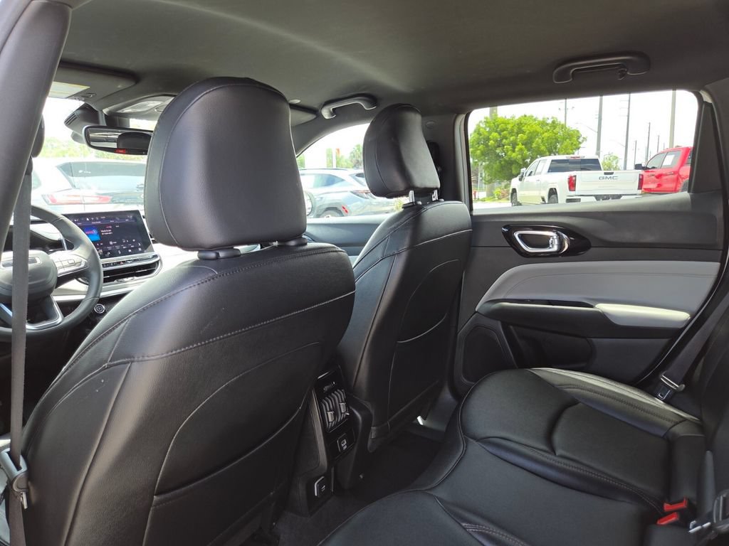 Used 2024 Jeep Compass Limited AWD/4WD image 24
