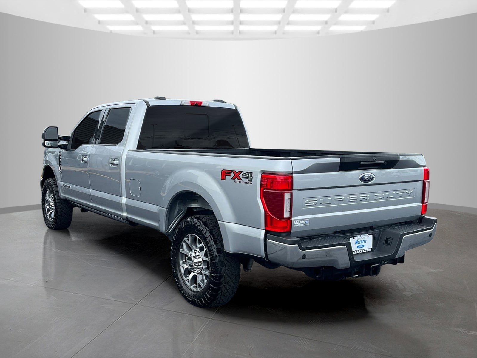 Used 2022 Ford F350 Lariat w/ Lariat Ultimate Package AWD/4WD image 7