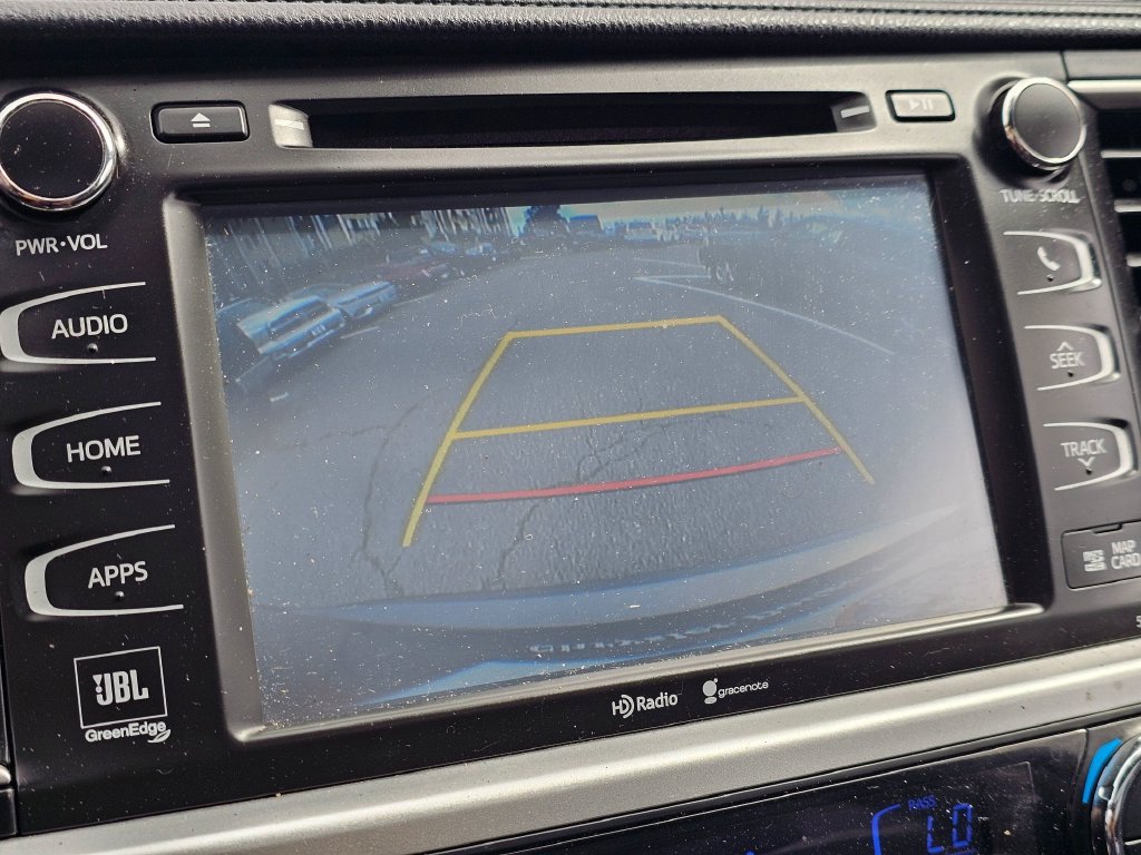 Used 2015 Toyota Highlander Limited Platinum AWD/4WD image 28