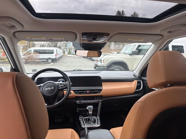 Used 2024 Kia Seltos EX image 21