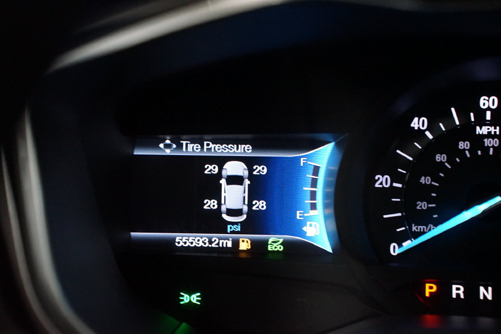 Used 2020 Ford Fusion SE FWD image 16