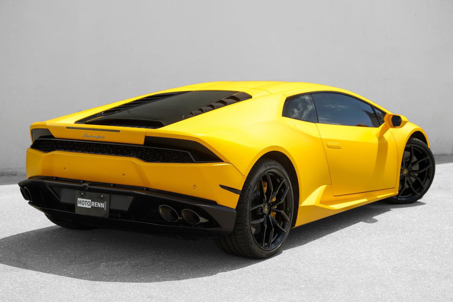 Used 2015 Lamborghini Huracan LP 610-4 AWD/4WD image 3