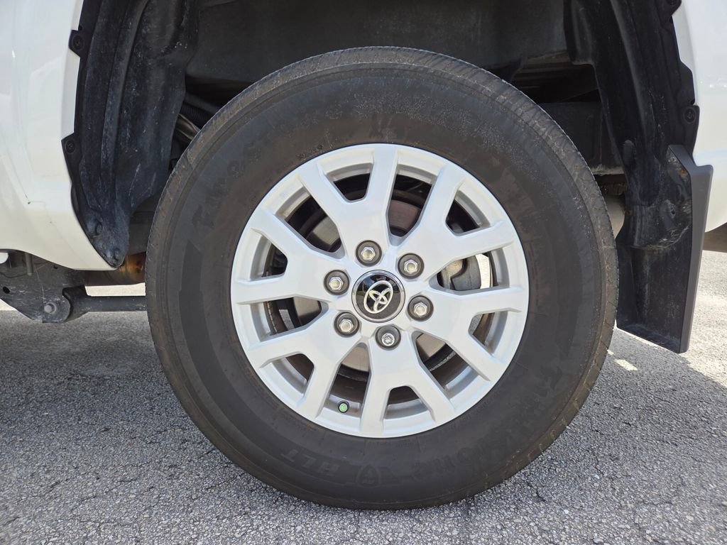 Used 2024 Toyota Tacoma SR5 RWD image 15