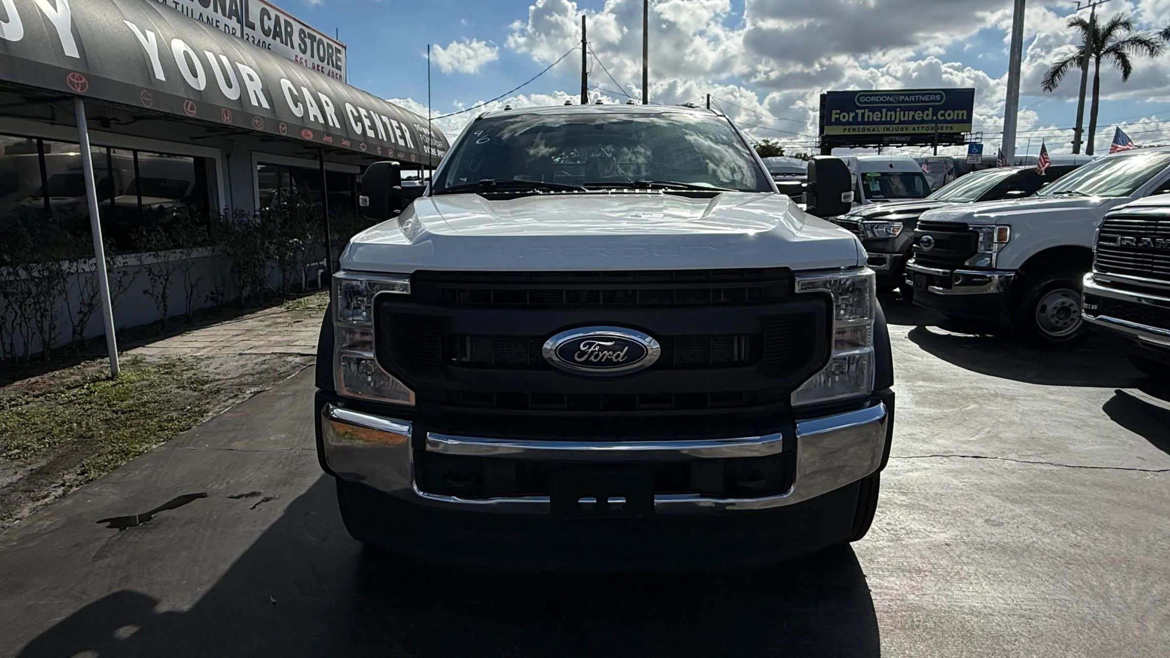 Used 2022 Ford F550 4x4 Crew Cab Super Duty w/ Power Equipment Group image 9