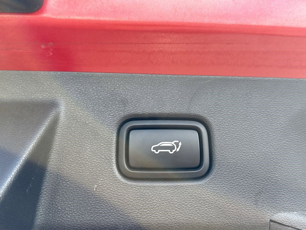 Used 2022 Hyundai Tucson Limited AWD/4WD image 17