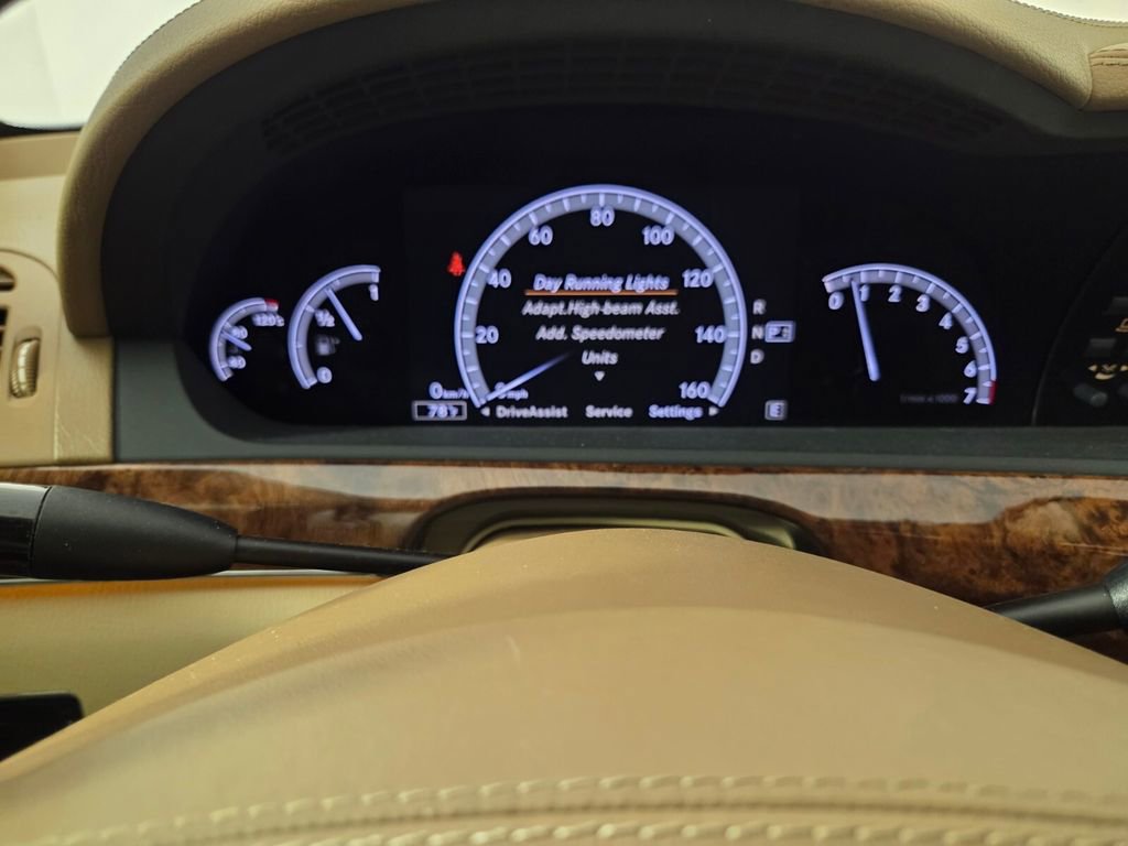 Used 2011 Mercedes-Benz S 550 4MATIC image 16