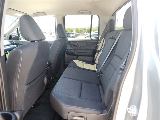 Certified 2025 Honda Ridgeline Sport image 6