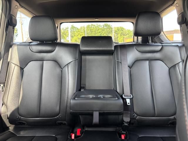 Used 2026 Jeep Cherokee Limited AWD/4WD image 18