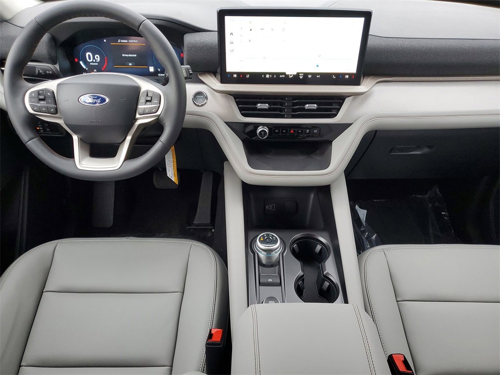 New 2026 Ford Explorer Active image 24