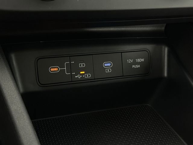 New 2026 Hyundai Tucson SE image 18