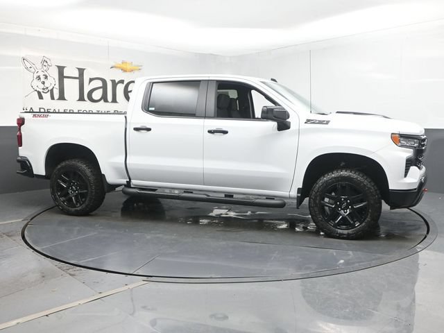New 2026 Chevrolet Silverado 1500 LT Trail Boss w/ LPO, Dark Essentials Package