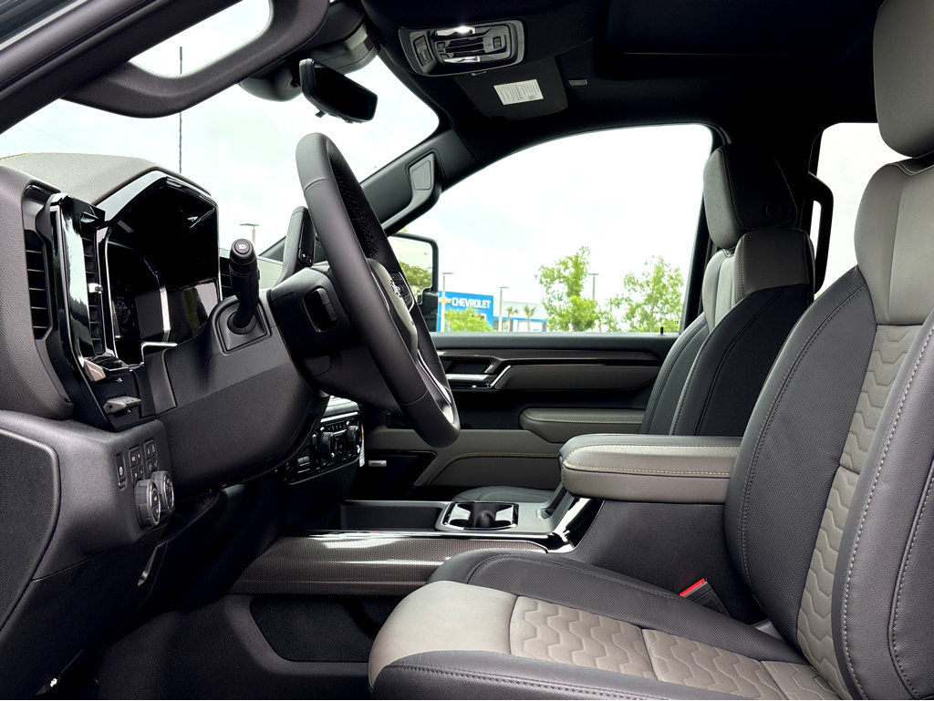 New 2026 Chevrolet Silverado 2500 ZR2 image 13