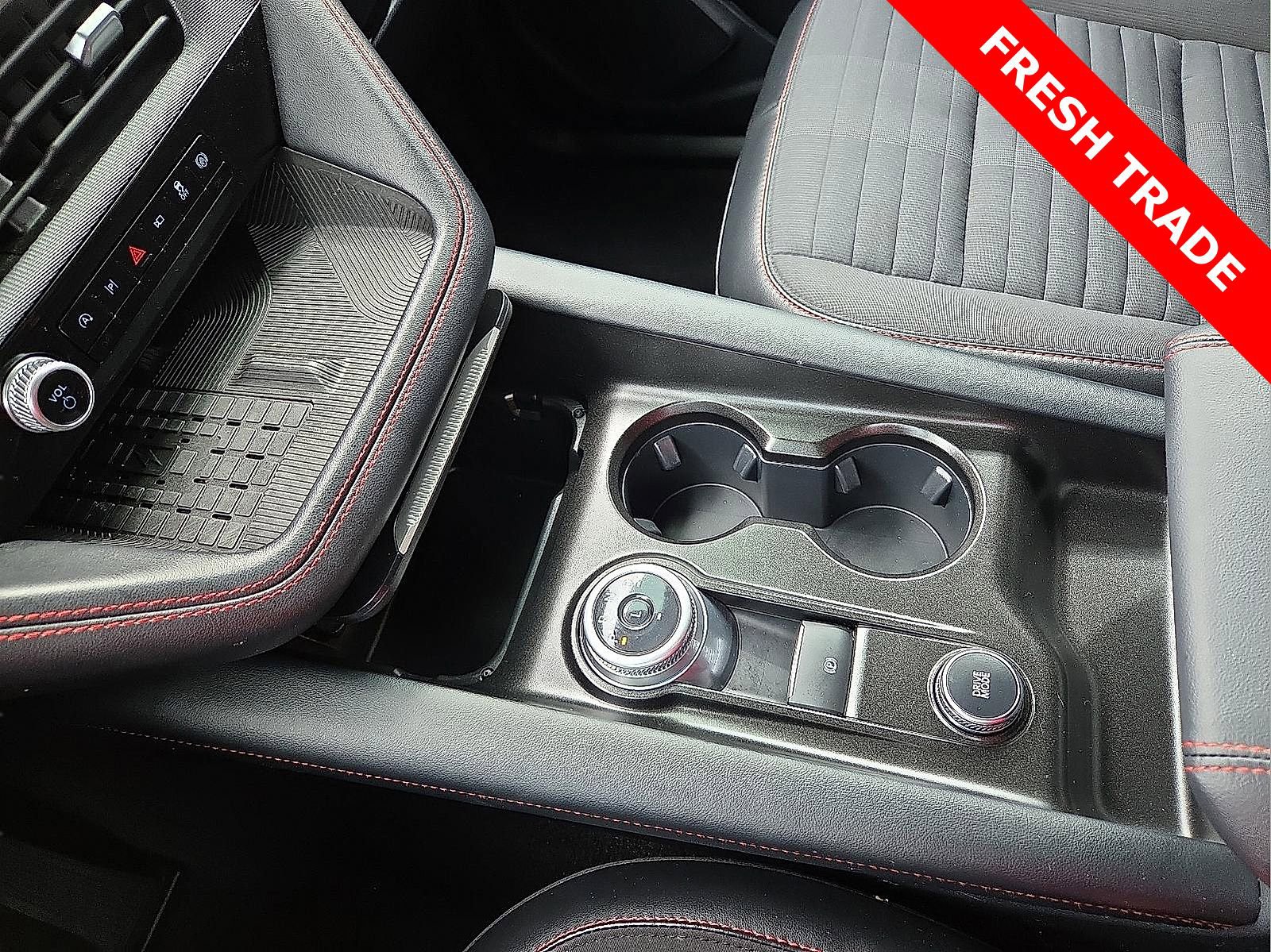 Used 2025 Ford Explorer ST-Line w/ Premium Package image 25