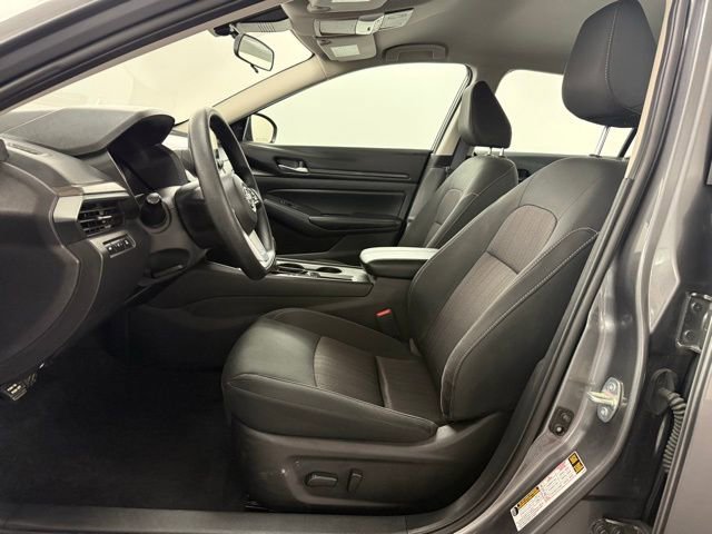 Used 2025 Nissan Altima 2.5 SV image 26