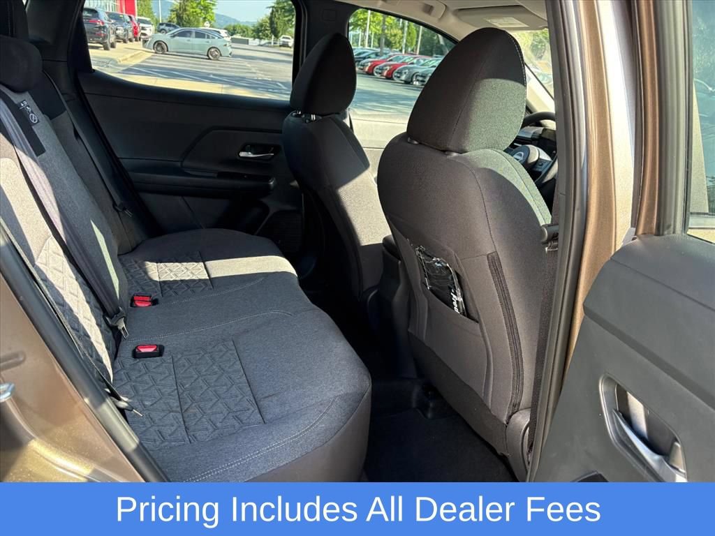 Certified 2025 Nissan Kicks SV AWD/4WD image 21