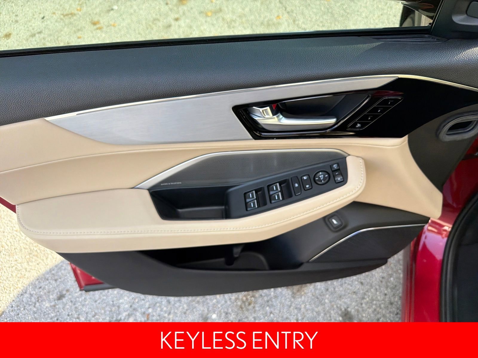 Used 2025 Acura MDX w/ Technology Package image 18