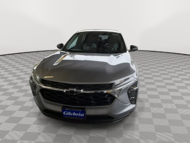 New 2026 Chevrolet Trax LS w/ Driver Confidence Package FWD image 3