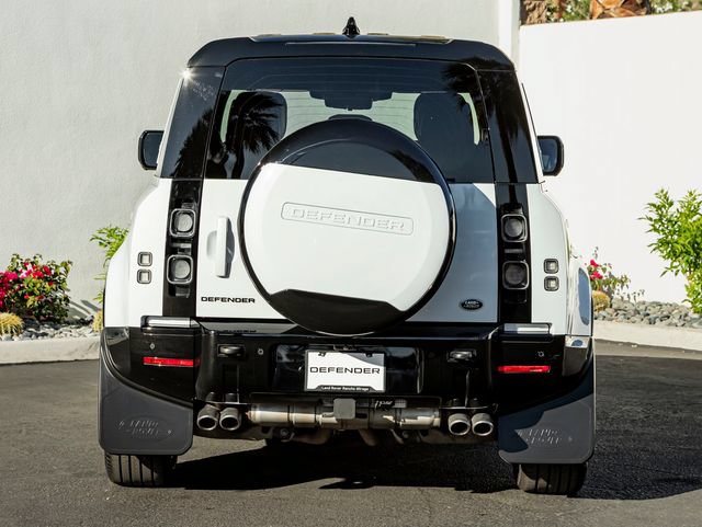 Certified 2023 Land Rover Defender 110 V8 AWD/4WD image 8