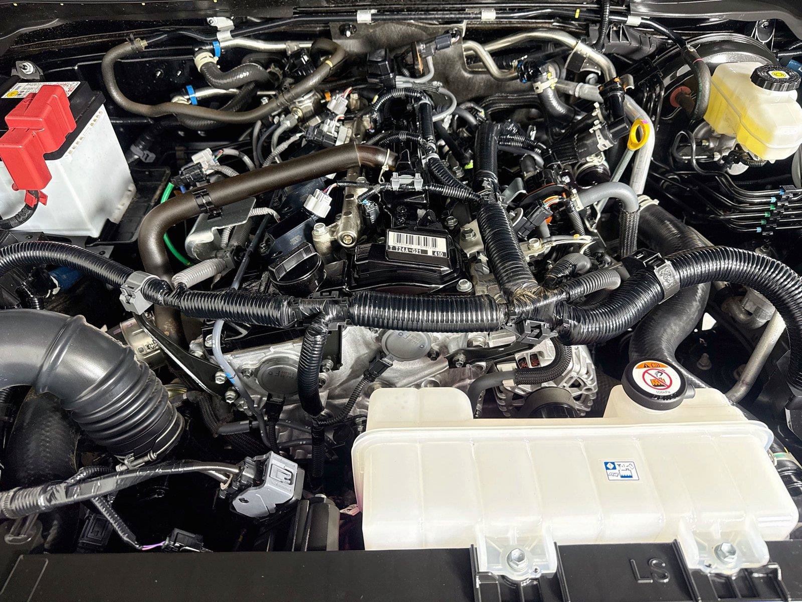 Certified 2025 Toyota 4Runner SR5 AWD/4WD image 40