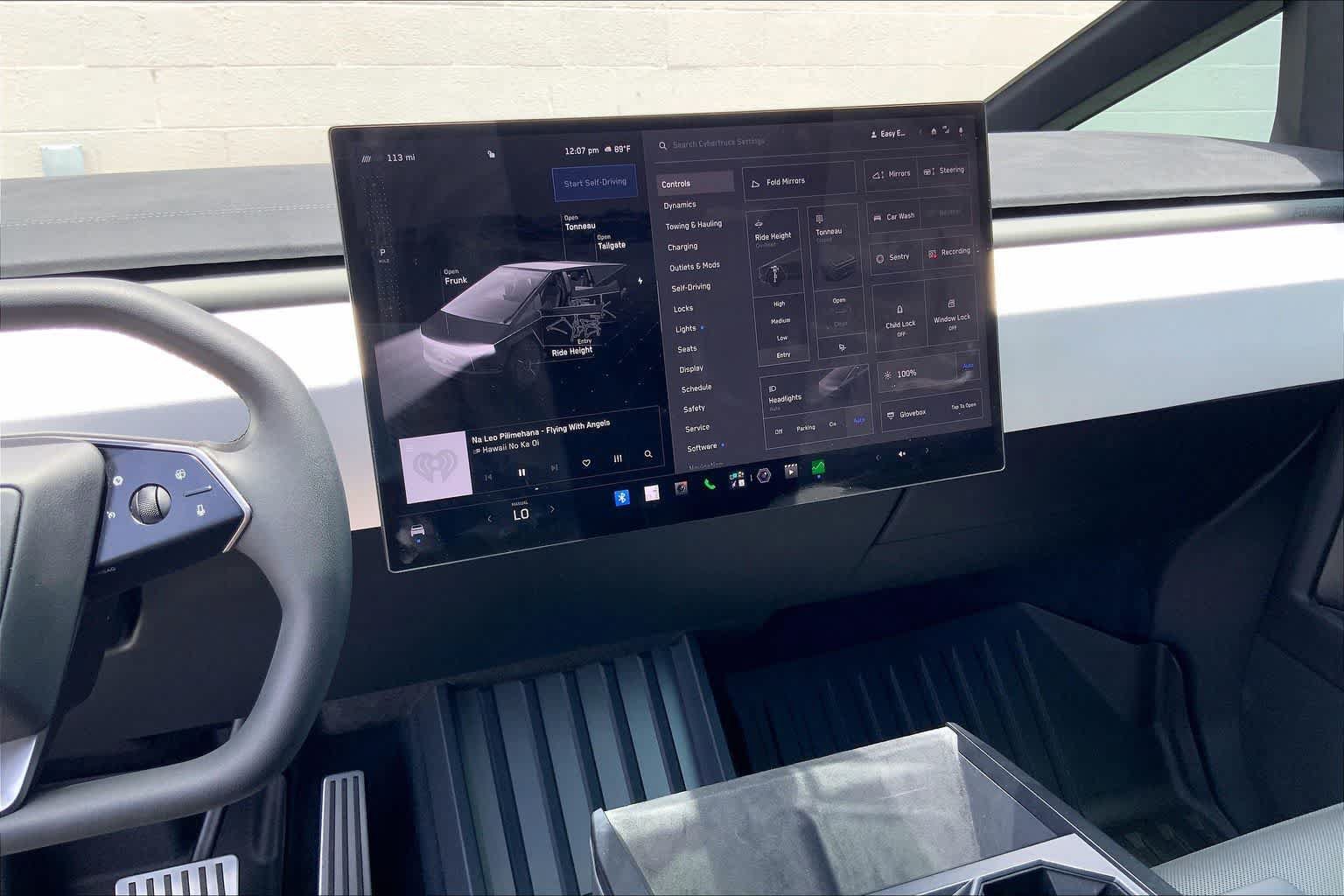 Used 2024 Tesla Cybertruck Cyberbeast AWD/4WD image 15