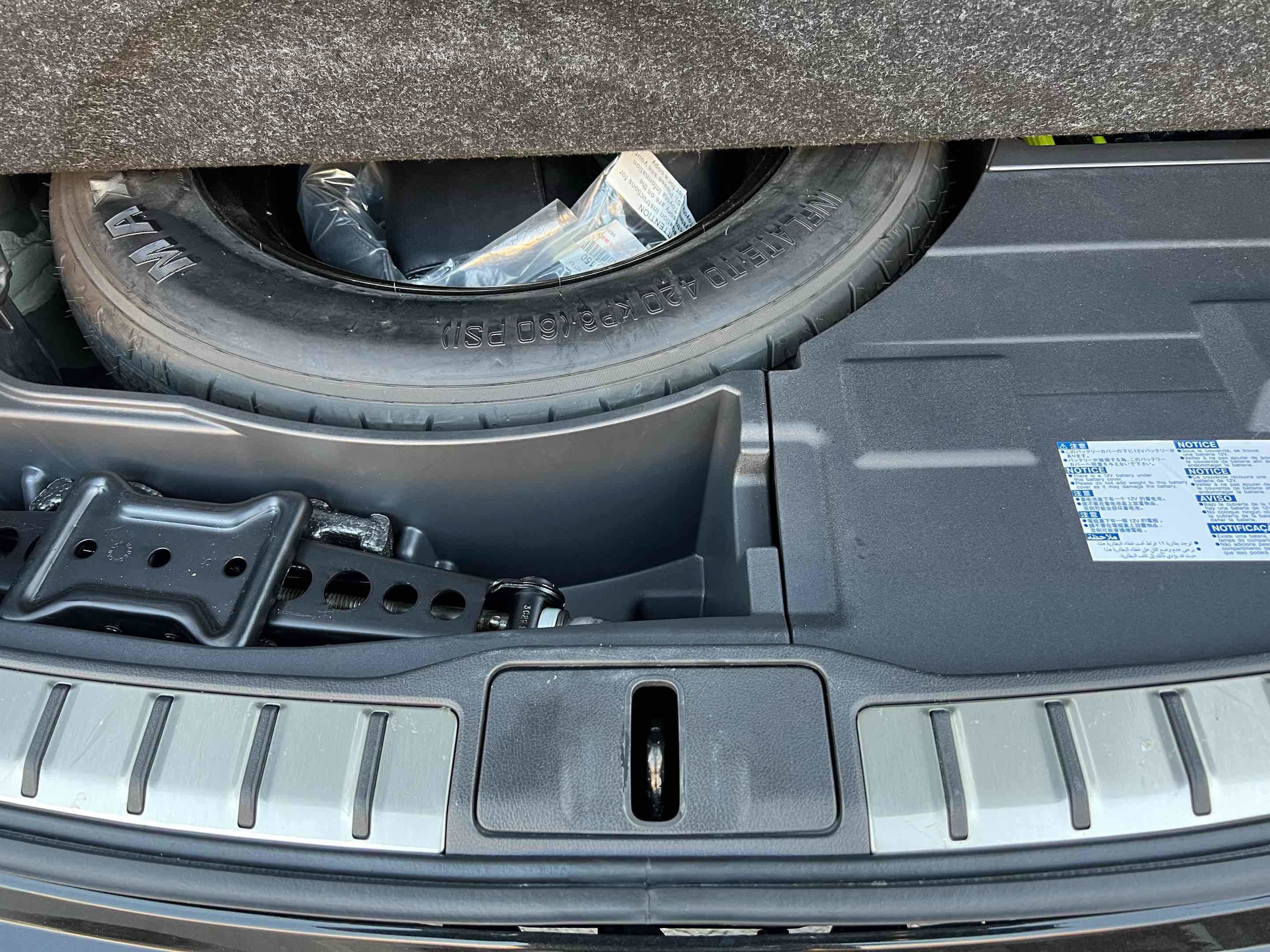 Used 2023 Lexus RX 350 w/ Cold Area Package image 65