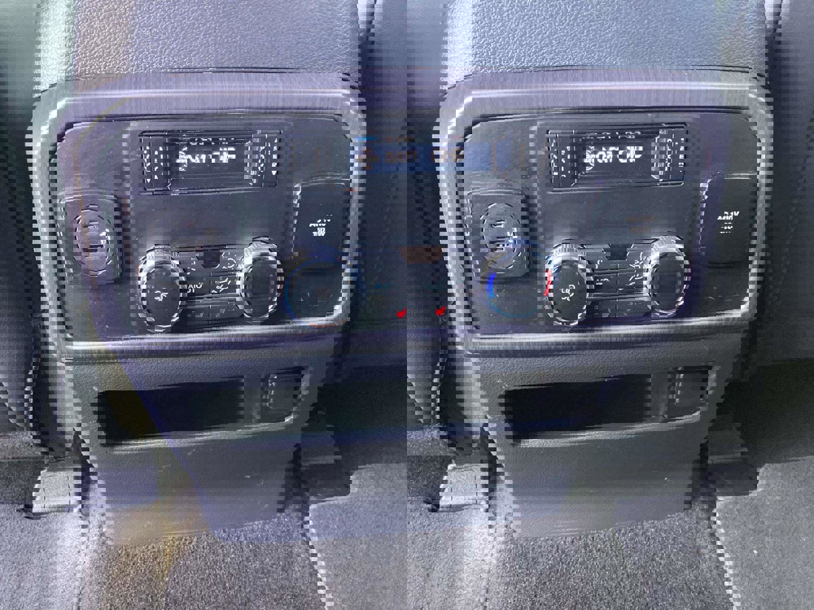 Used 2022 Ford Expedition Platinum RWD image 20