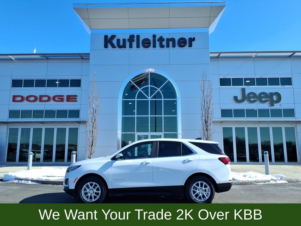 Used 2023 Chevrolet Equinox LT w/ Driver Convenience Package image 1