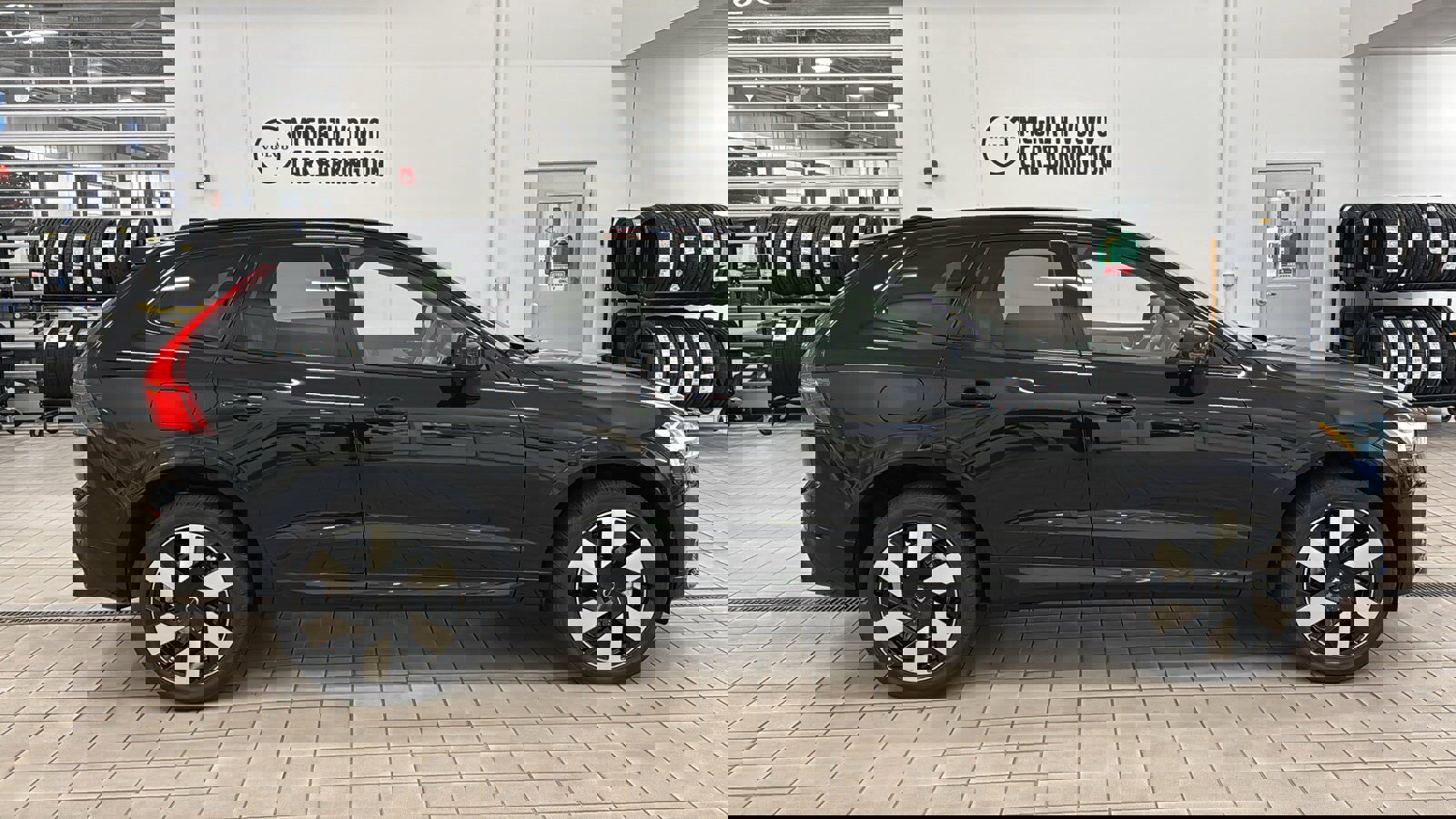 New 2025 Volvo XC60 T8 Plus w/ Protection Package Premier image 4