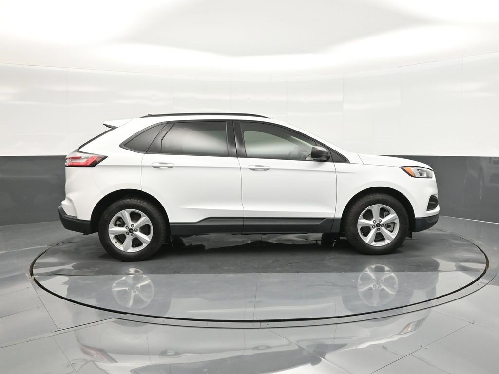 Used 2024 Ford Edge SE image 26