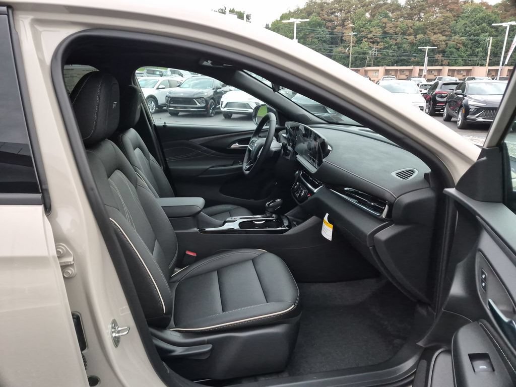 New 2026 Buick Envista Sport Touring w/ Studio Series FWD image 36
