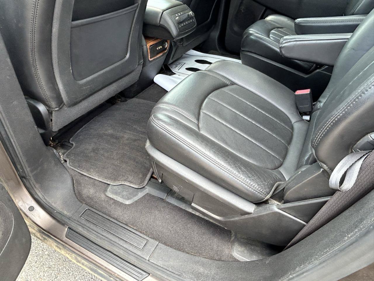 Used 2009 Buick Enclave CXL AWD/4WD image 9