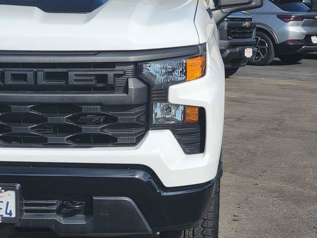 Used 2024 Chevrolet Silverado 1500 Custom Trail Boss w/ Turbomax Blackout Package AWD/4WD image 3