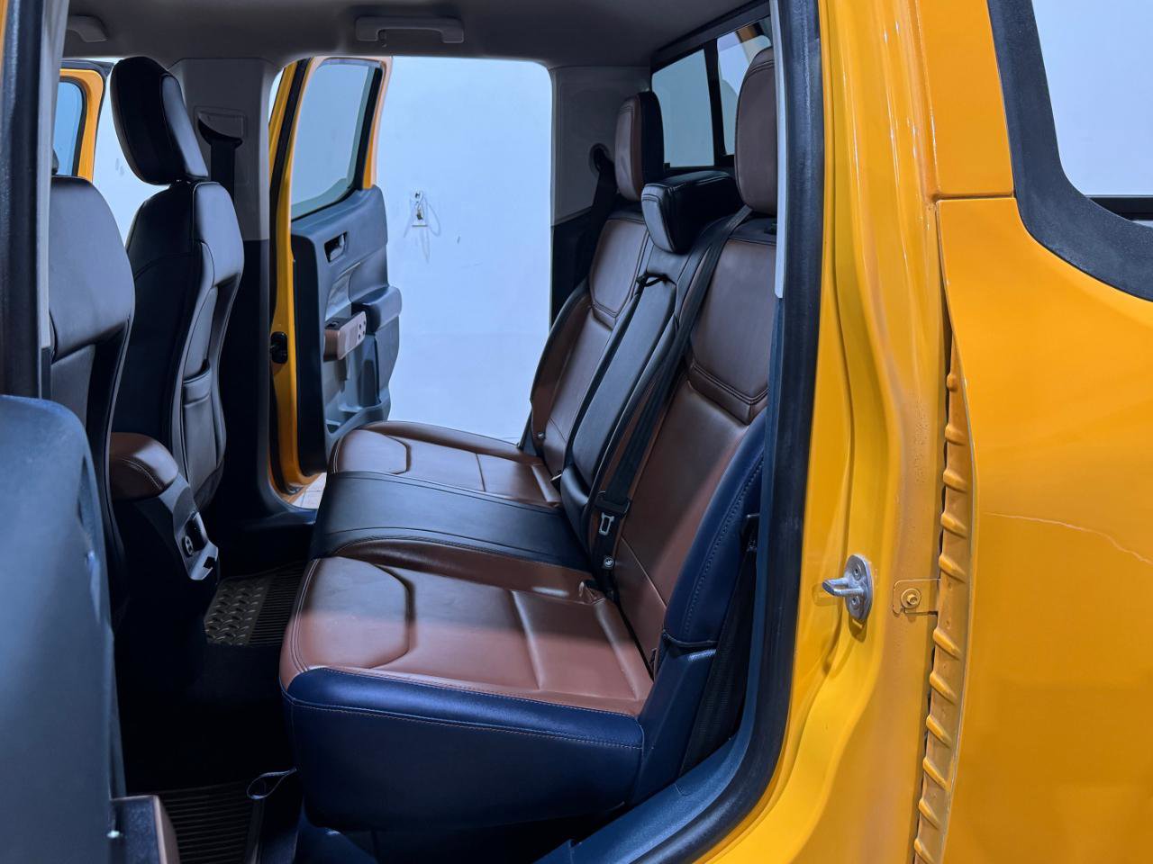 Used 2022 Ford Maverick Lariat w/ Lariat Luxury Package image 16