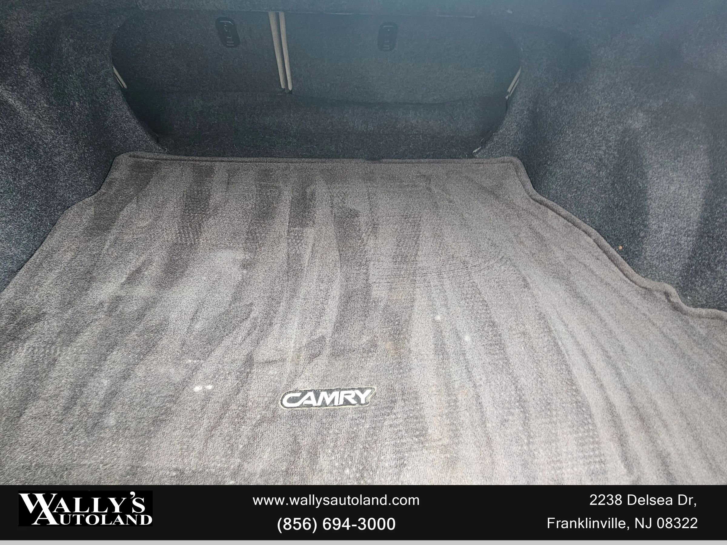 Used 2005 Toyota Camry SE FWD image 30